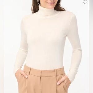 J.Crew Cream Wool Blend Turtleneck sweater size M